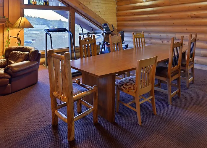 The Boulder Creek Lodge