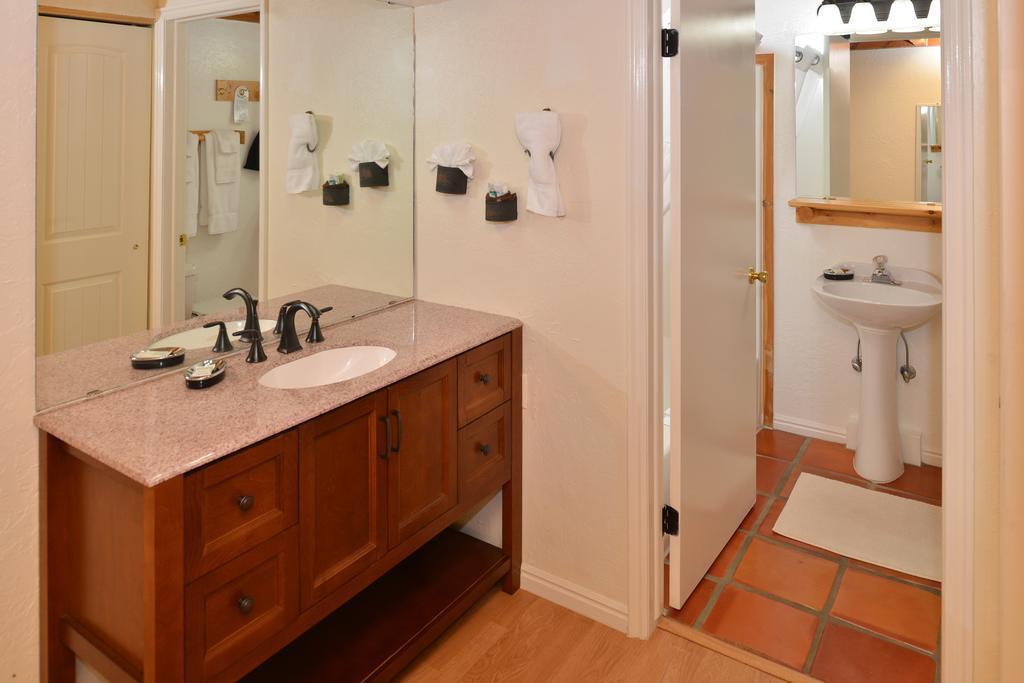 The Boulder Creek Hotel