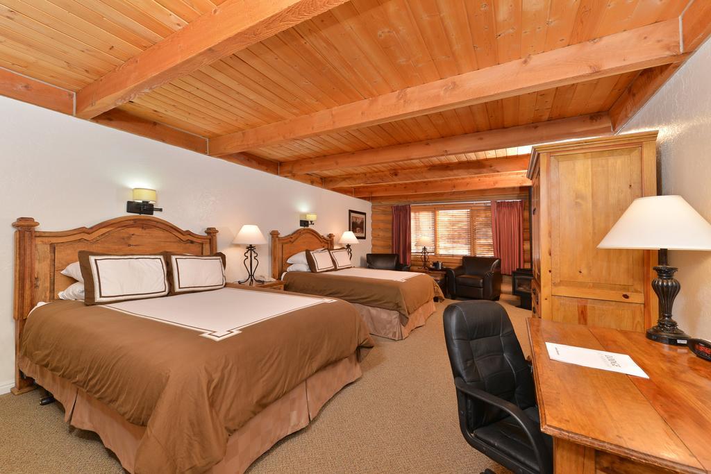 The Boulder Creek Hotel 2*