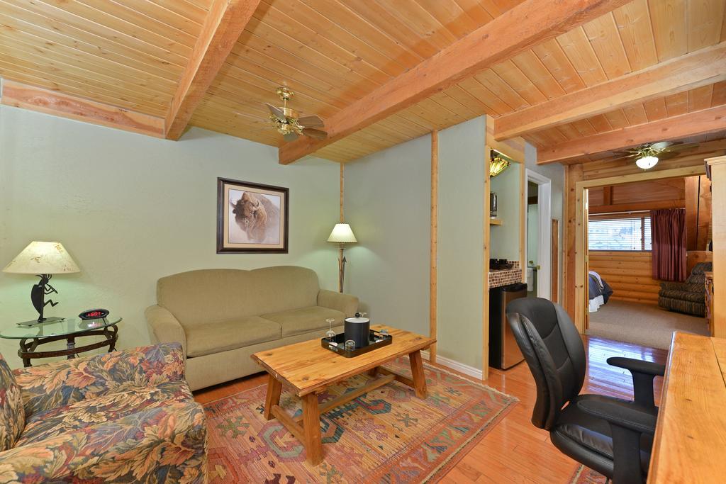 The Boulder Creek Hotel Nederland